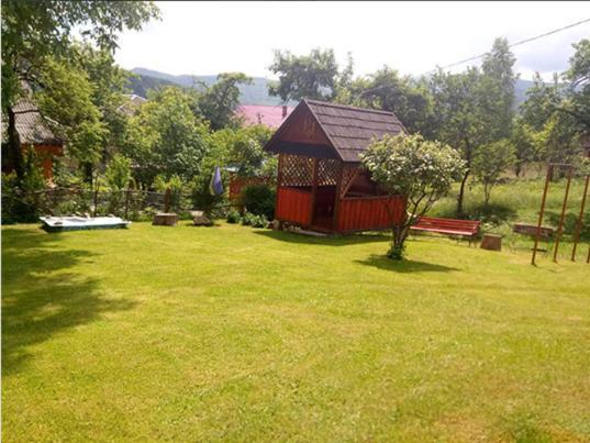 Затишний Дім Yaremche Exterior foto